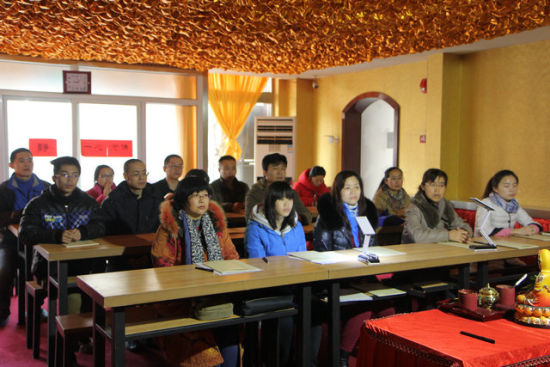 “ayx官网”夏天防止宝宝长痱子的有效处方是什么(图1) ayx官方网站