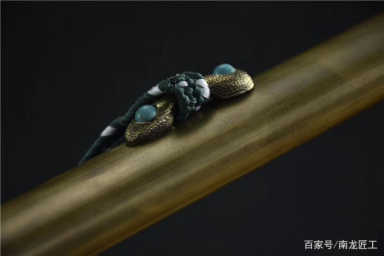 【爱游戏(ayx)中国官方网站】神华煤炭销售量大降超两成 部分煤企开始主动向电厂赊货(图1) ayx官网