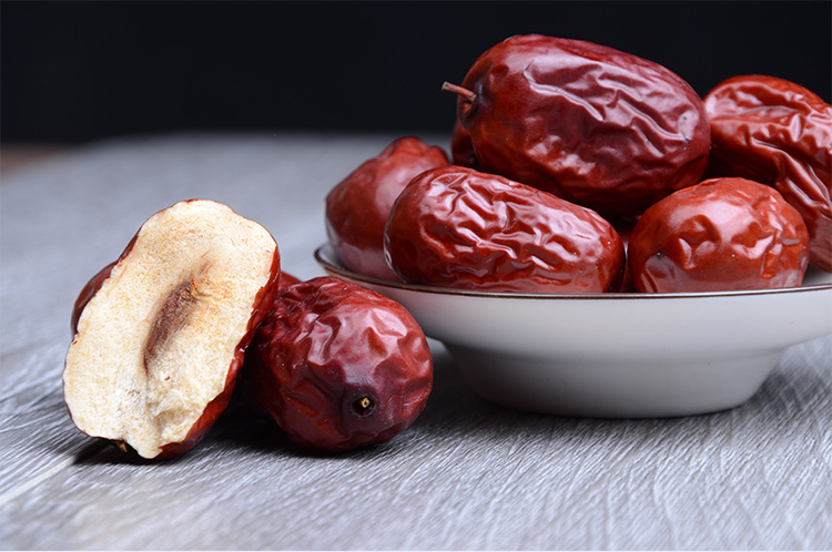 84%家庭得知怀孕时因缺乏孕育知识而担心,这些育儿雷区你踩过吗?-ayx官方网站(图1) ayx官网