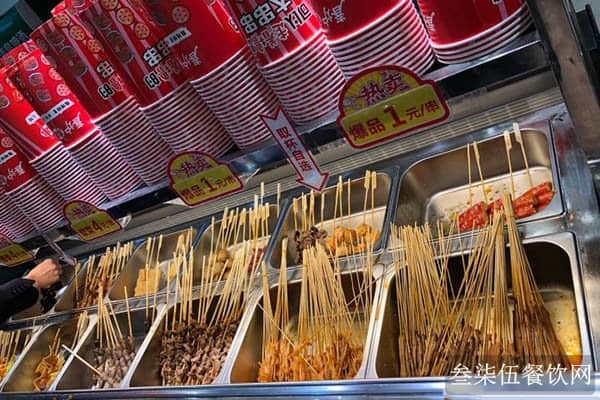 ayx官方网站|苦瓜骨头汤不同做法有不同功效(图1) ayx官网