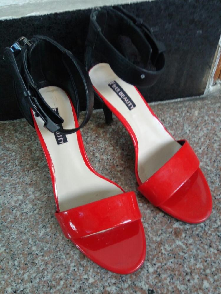 Timan铝土矿区20%的股份价值2亿卢比:爱游戏(ayx)中国官方网站(图1) 爱游戏(ayx)中国官方网站